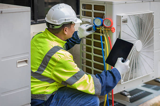 Professional Ac Installation technician working in Baldwin Place, NY